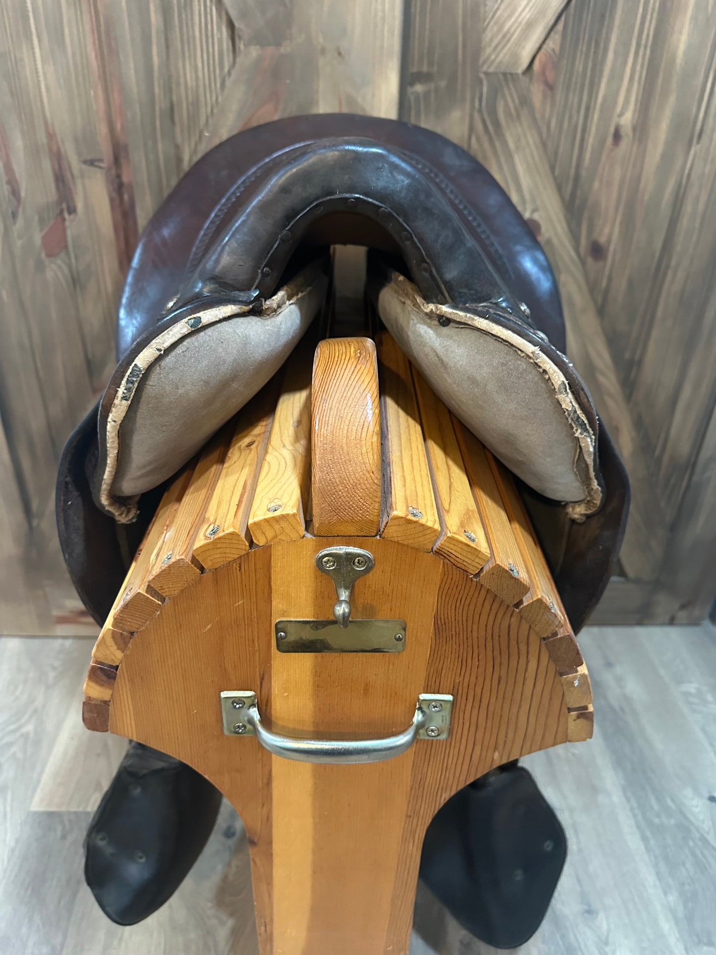 17” Genuine Buena Vista Saddle