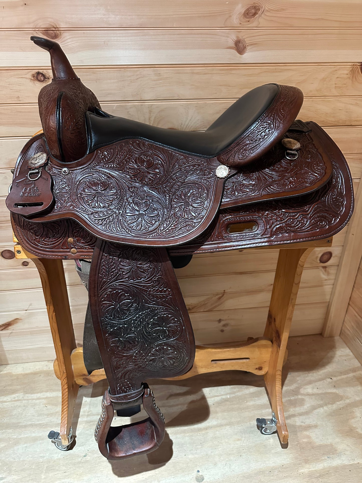 16” Circle Y High Horse Western Trail Saddle Model 6810