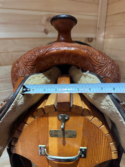 16” Circle Y Equitation Show Saddle model 3660