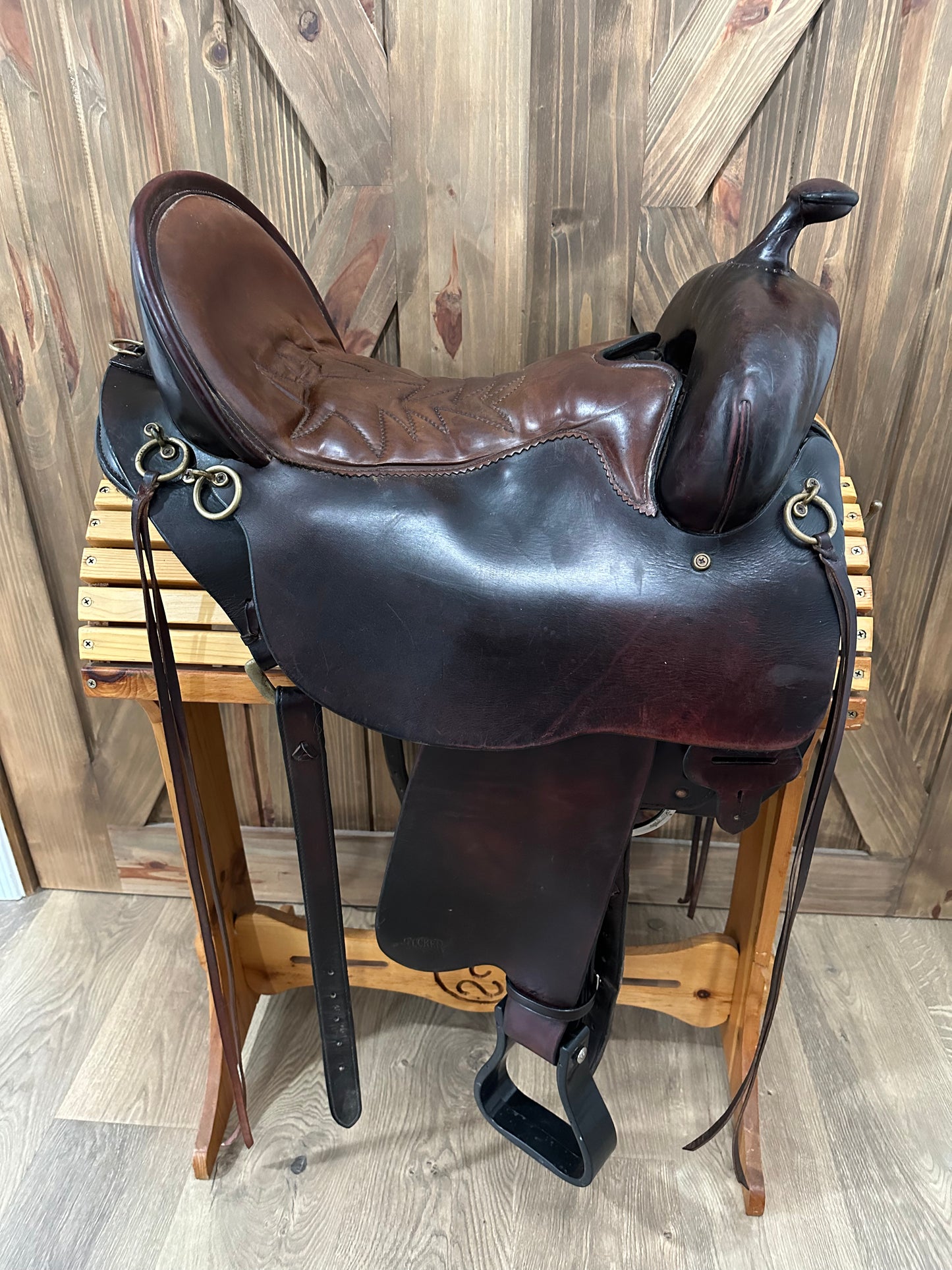 16.5” Tucker Saddlery Western Trail Saddle