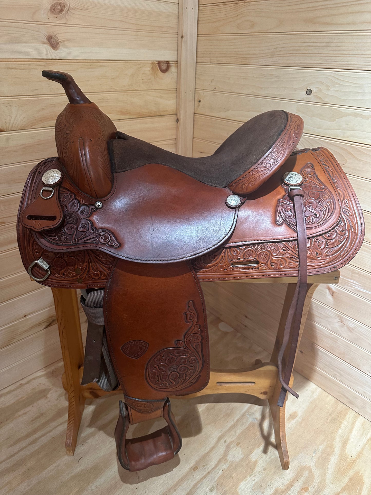 15” Tex Tan Hereford Western Trail Saddle Model 08-4014P5