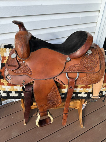 15.5” Circle Y Park & Trail Western Saddle