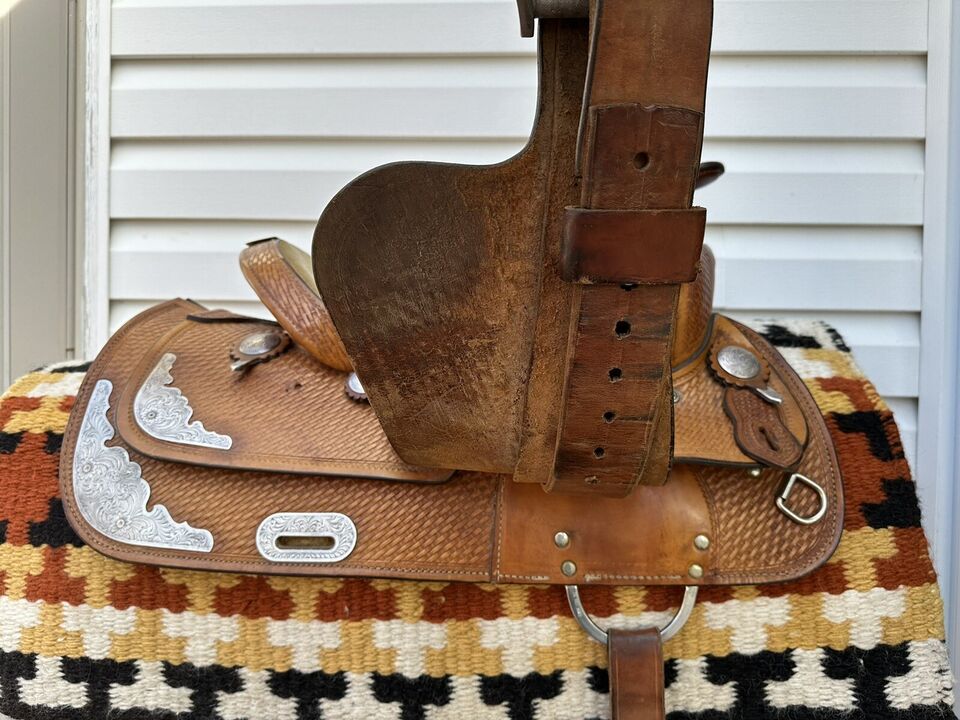 15” Crates Saddlery Western Pleasure Show Saddle Model 210