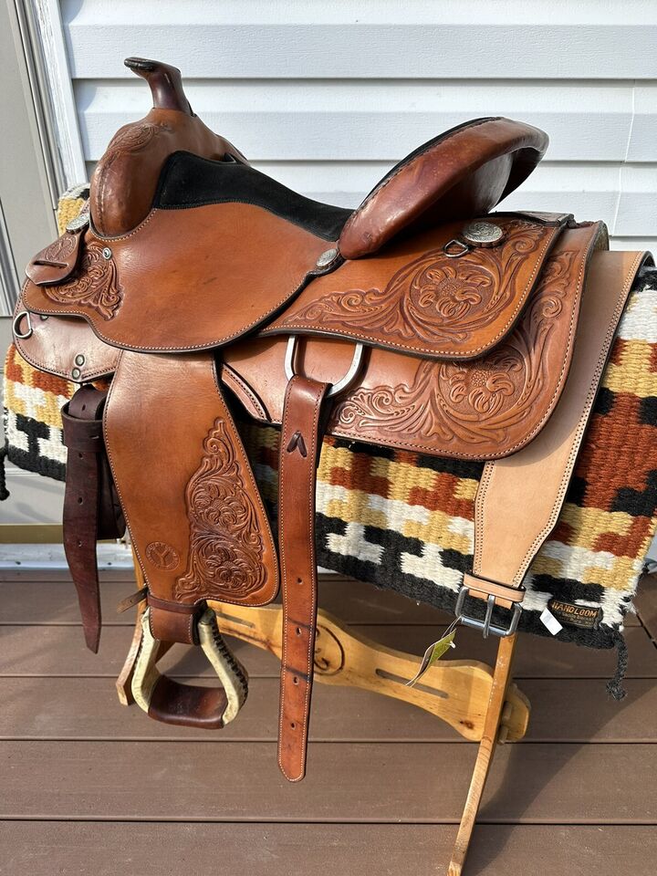 15.5” Circle Y Park & Trail Western Saddle