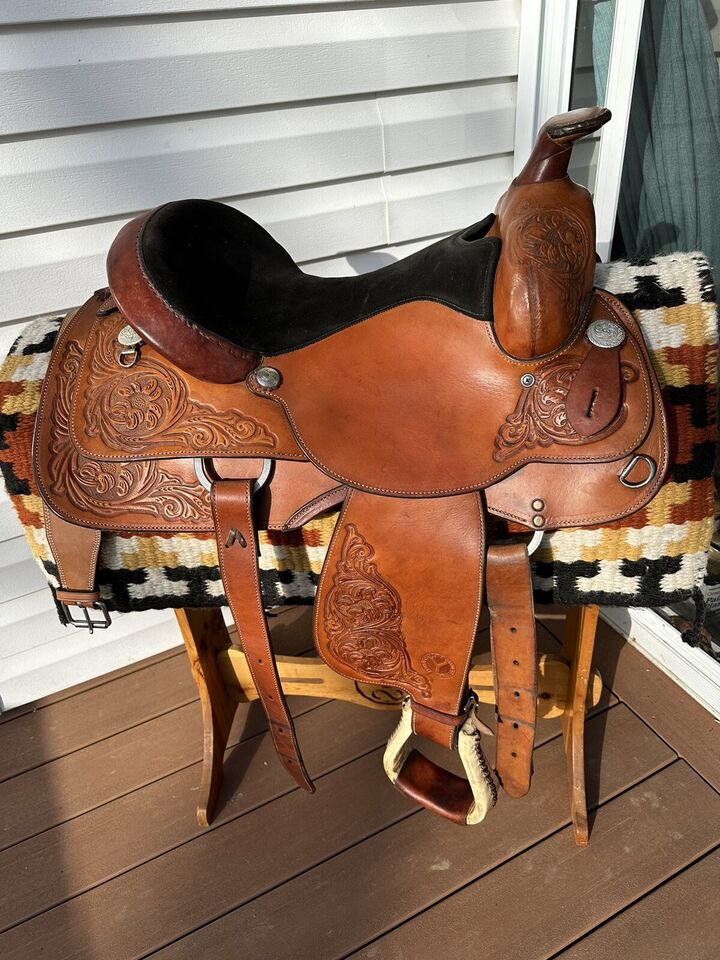 15.5” Circle Y Park & Trail Western Saddle